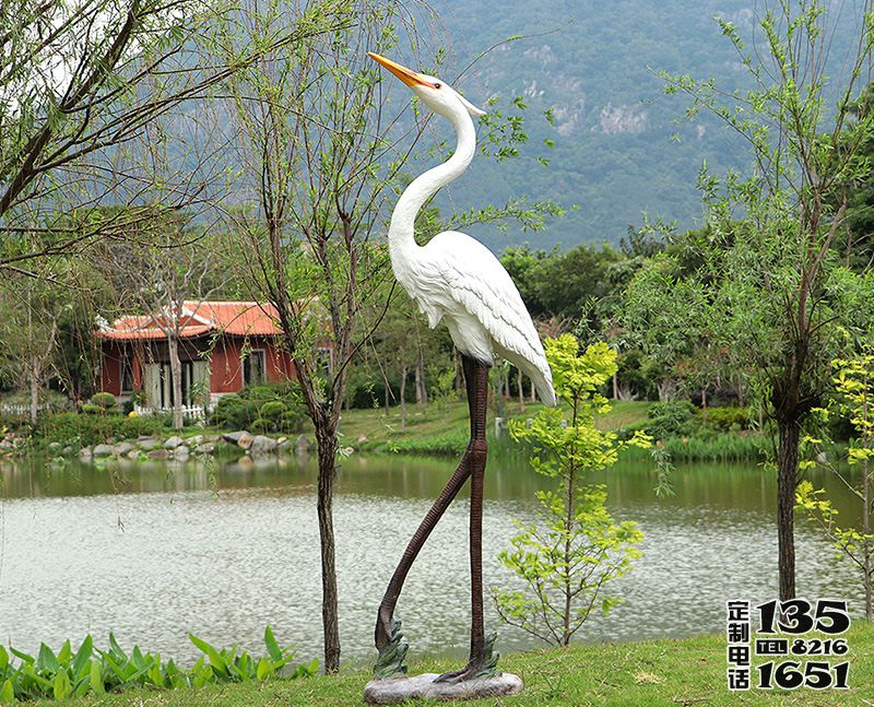 戶(hù)外池塘玻璃鋼大長(zhǎng)腿仿真仙鶴雕塑