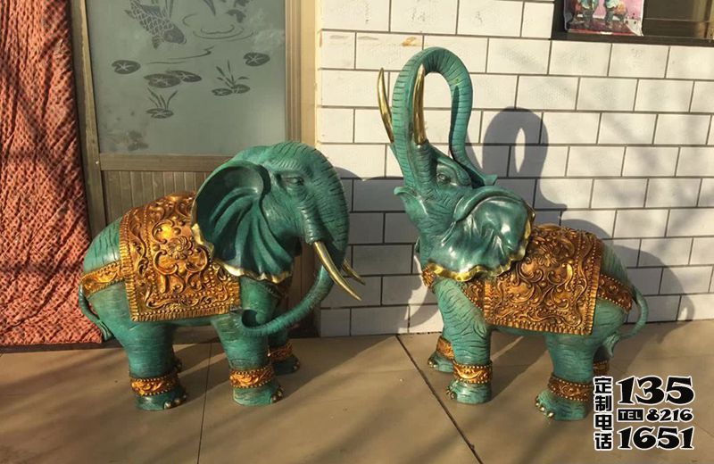 庭院室內創(chuàng)意玻璃鋼彩繪兩只大象雕塑